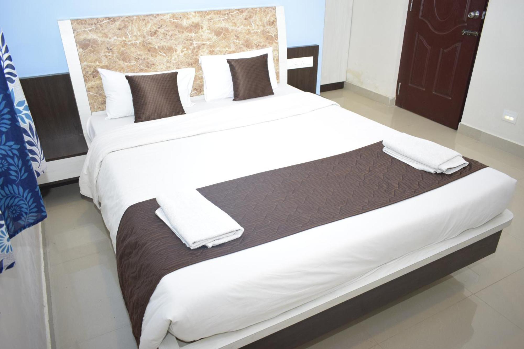 Bouvana Residency Пондичери Екстериор снимка